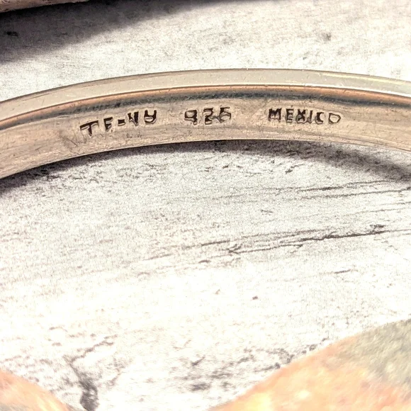 Taxco Vintage Turquoise Inlay Sterling Hallmarked & Stamped .925 Hinged Bracelet
